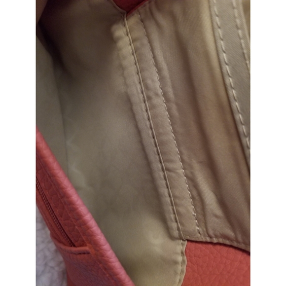 Beautiful Coral pink Wristlet - Picture 9 of 11